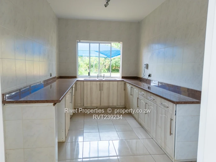 Massive  Property For Sale Suitable For Embassy, Office, Business Complex Etc