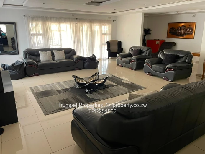 4 Bedroom Family Home In Monavale For Sale