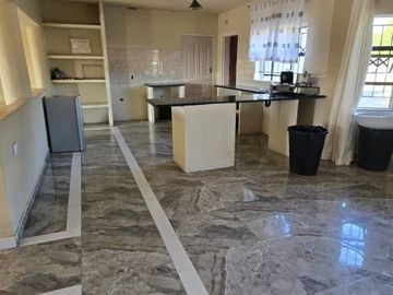 Farm & Agricultural Land