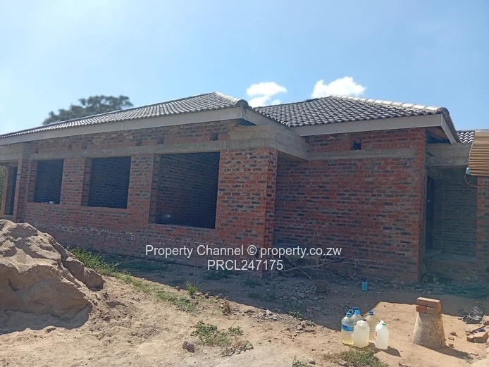 Tiled-Roof 4-Bed Brick Shell on 304 sqm, Parkview