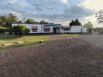 Stands & Residential Land