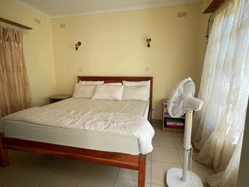 4 Bedroom Garden Flat