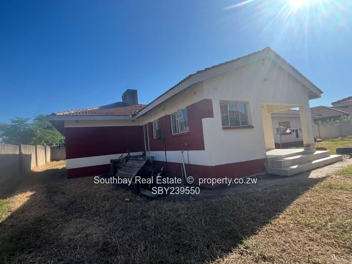 House to let (Sole Mandate)