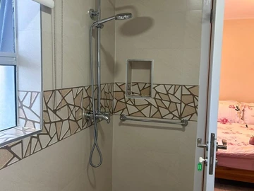 3 Bedroom Garden Flat