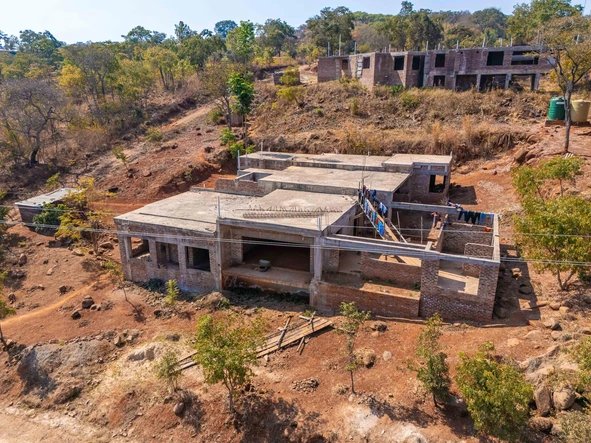 6 Bedroom House