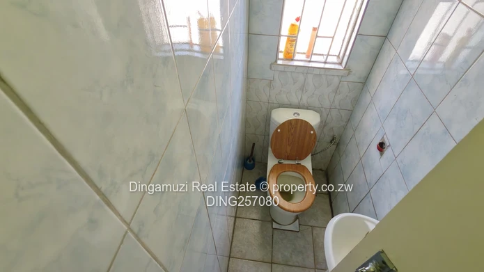 Commercial property in highlands 