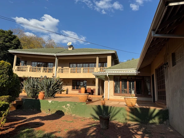 **Luxurious 6-Bedroom Home in Chisipite with Pool & Borehole**