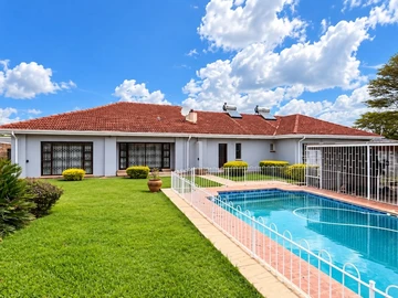 7 Bedroom House