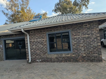 3 Bedroom Garden Flat