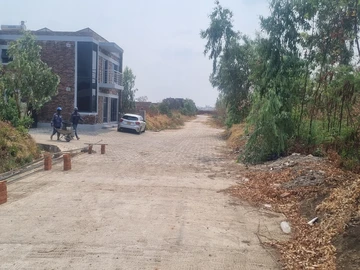 Stands & Residential Land