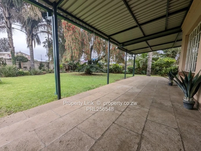 Conveniently Located Avondale Cluster Home