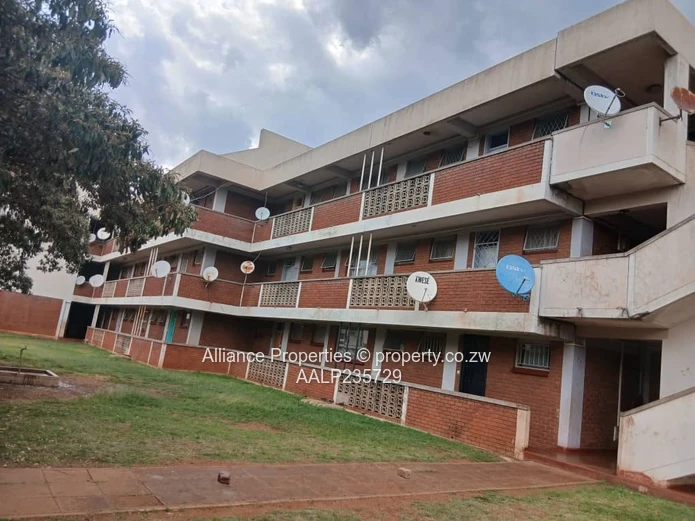 2-Bedroom Residence with Deeds in Eastview Gardens