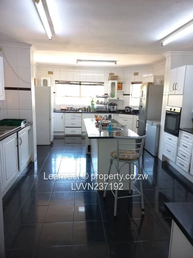 Glen Lorne Folyjon House For Sale 