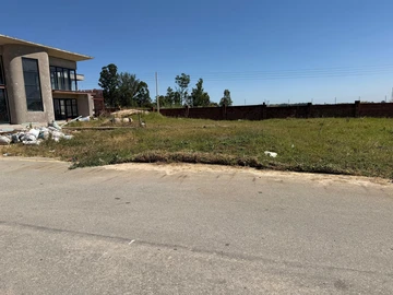 Stands & Residential Land