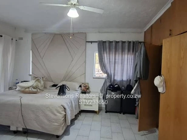 Emerald Hill 4BR Family Home — Solar, Borehole, Large Garden