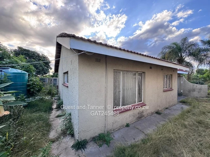  FOR SALE- Prime Investment Property for in Waterfalls