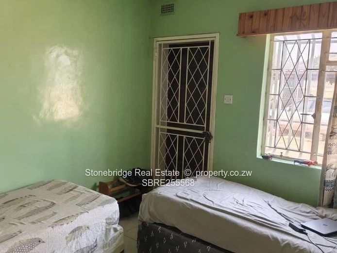 3 Bedroom House in Highmount To Rent