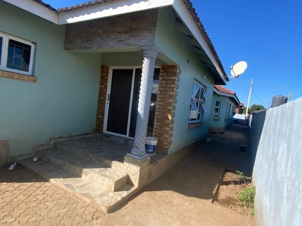 5 Bedroom House