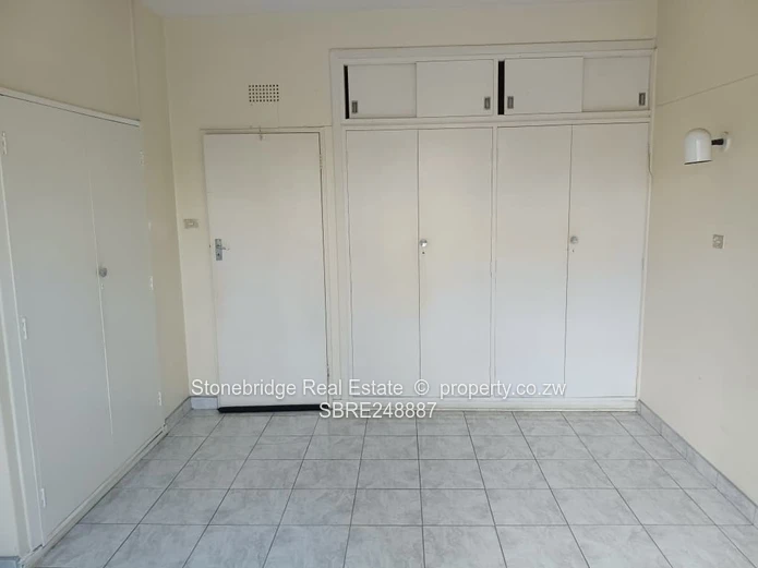 2 Bedroomed Flat in Bulawayo CBD to rent