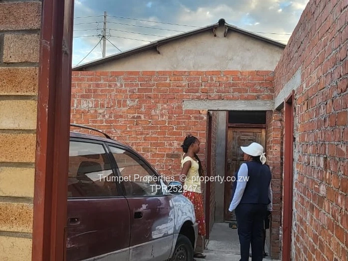 Incomplete Budiriro Cabs-  Home — title deeds
