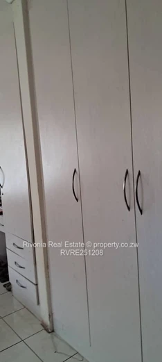 Bloomingdale 4-Bed House — Fitted Kitchen, Yard & Verandah