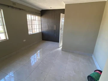 7 Bedroom House