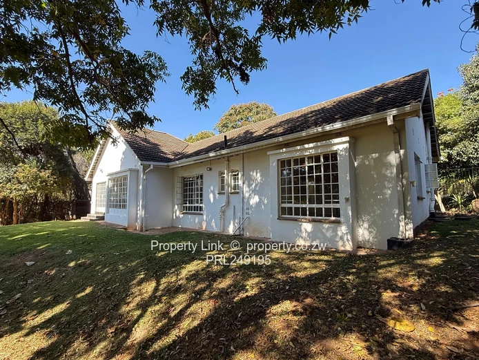 Prime Highlands Unfurnished House Available 1 July