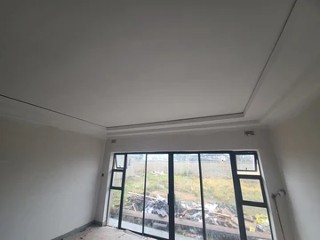 2 Bedroom Flat & Apartment