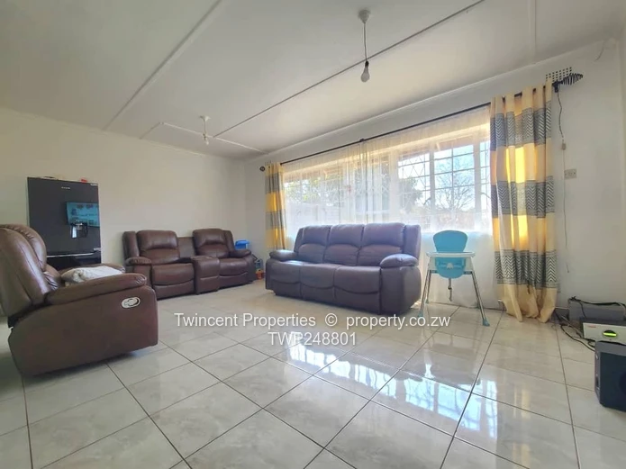 Spacious garden flat