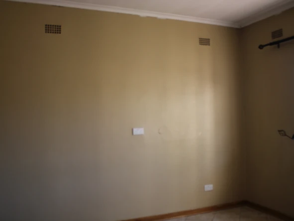 2 Bedroom Flat & Apartment