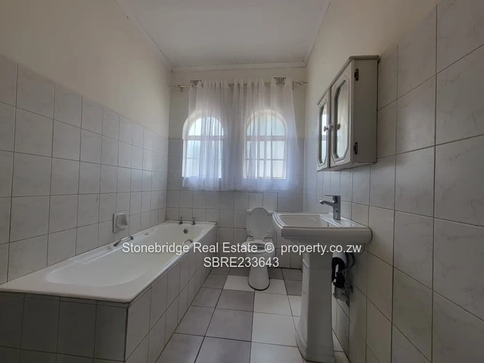 Beautiful 5 Bedroom Kumalo home for sale