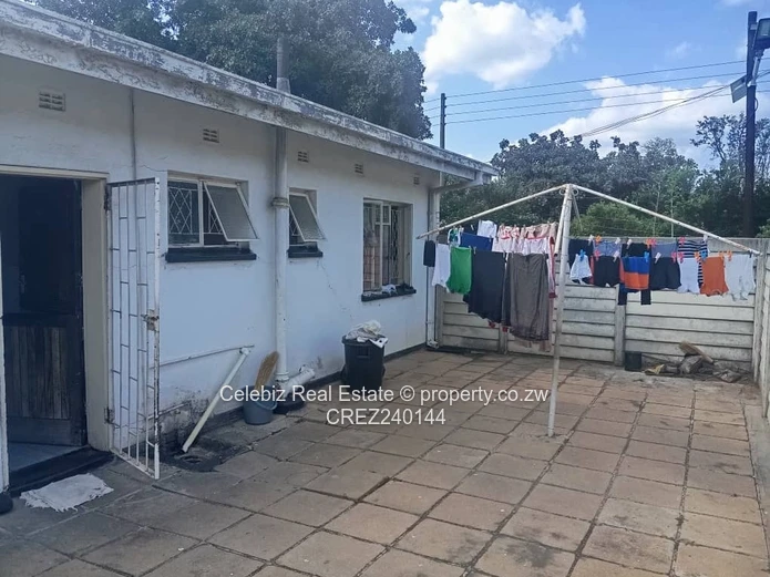 Chadcombe garden flat for sale