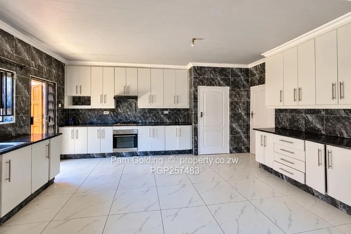 Ready-to-move In Family Home In Mabvazuva (Sole Mandate)