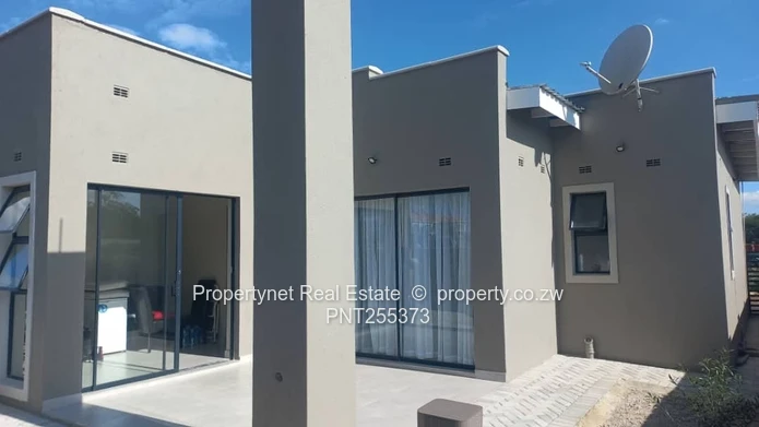 Solid neat family home!!!