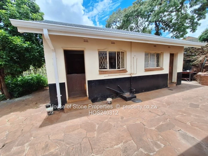 Cold Comfort 5-bedroom double-storey house (Sole Mandate)