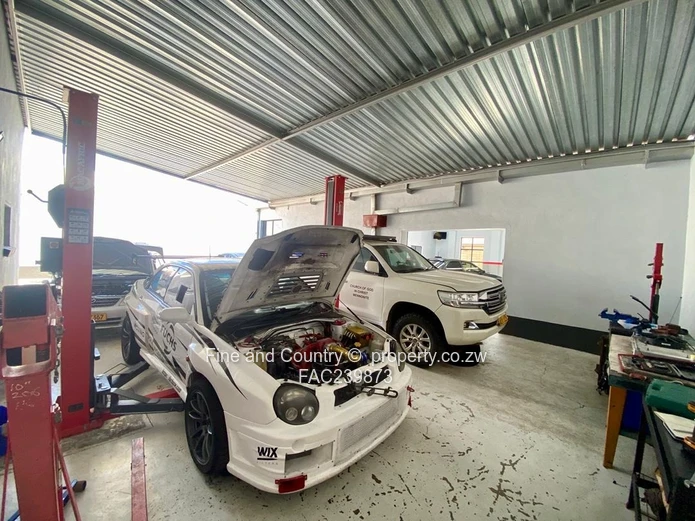 Premium Showroom & Service Centre - Turnkey