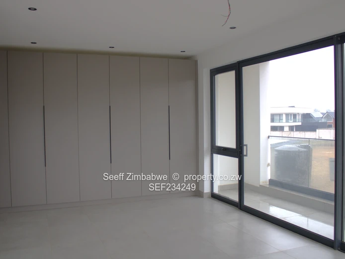 Experience convenience, security and luxury  (Sole Mandate)