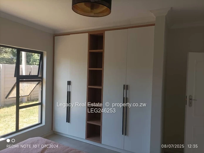 Live Smart In Hatfield – Modern Townhouse With Solar Power (Sole Mandate)