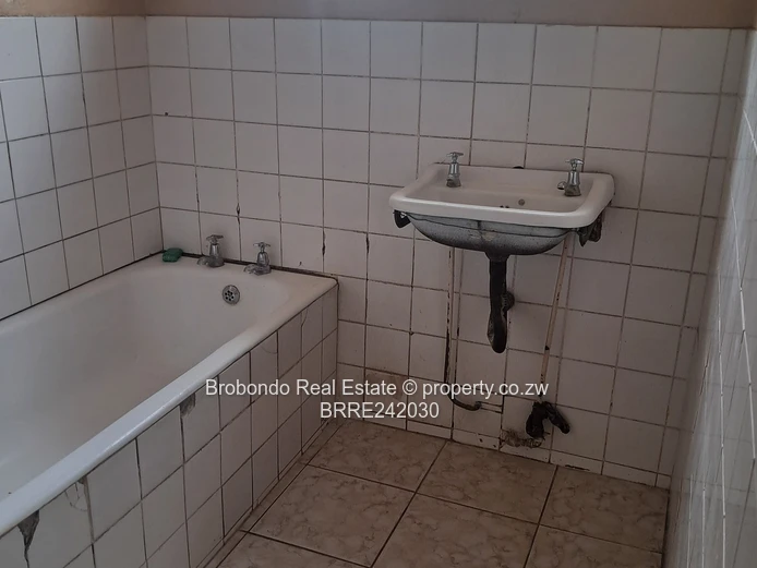 For Immediate occupation Msasa Park house for rent 