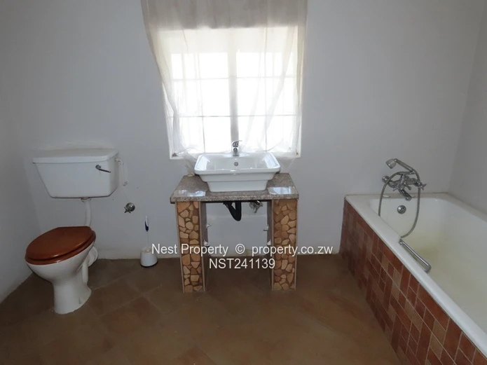 Location – Elegant Family home with water!