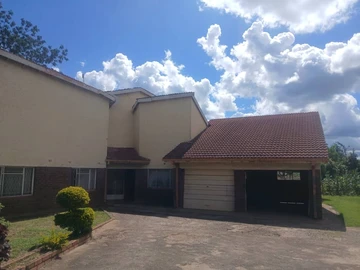 Borrowdale West 400k neg,4beds,(2 with ensuite),2 dining rooms,1 lounge,seperate toilet and bath.