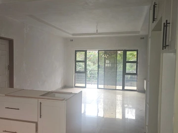 3 Bedroom Flat & Apartment