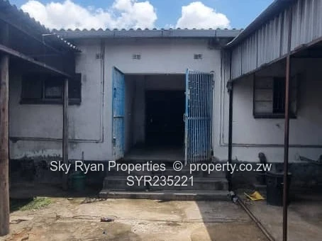 Chitungwiza Industrial Property For Sale