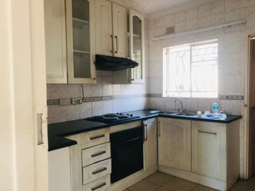 3 Bedroom Garden Flat