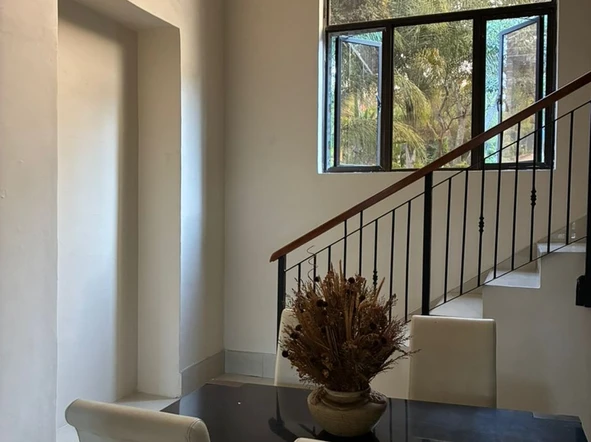 3 Bedroom Flat & Apartment