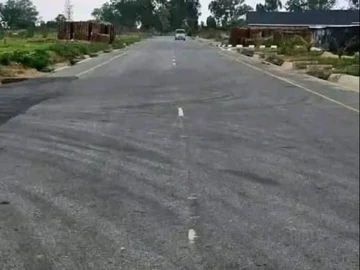 Stands & Residential Land