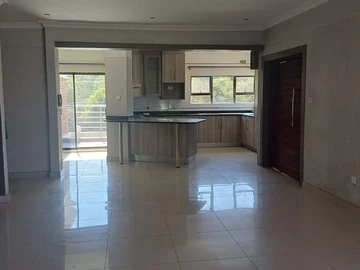 3 Bedroom Flat & Apartment