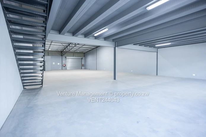 POMONA HUB | PRIME INDUSTRIAL SPACE TO LET 394sqm