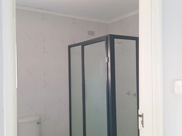 3 Bedroom Garden Flat