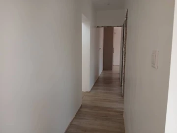 3 Bedroom Flat & Apartment